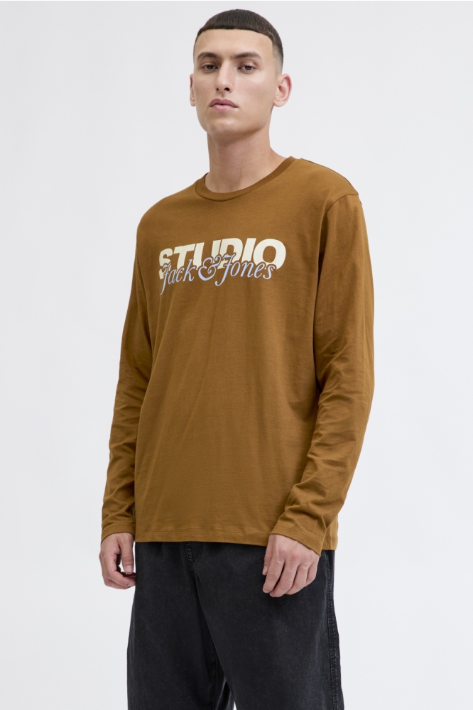 Jack & Jones camel heren t-shirt | Model vooraanzicht
