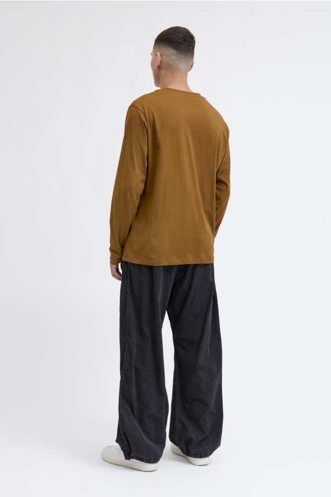 Jack & Jones camel heren t-shirt | Model