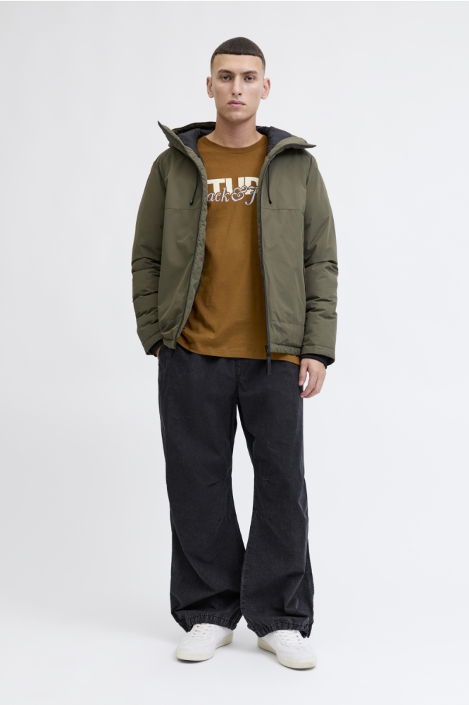 Jack & Jones camel heren t-shirt | Model