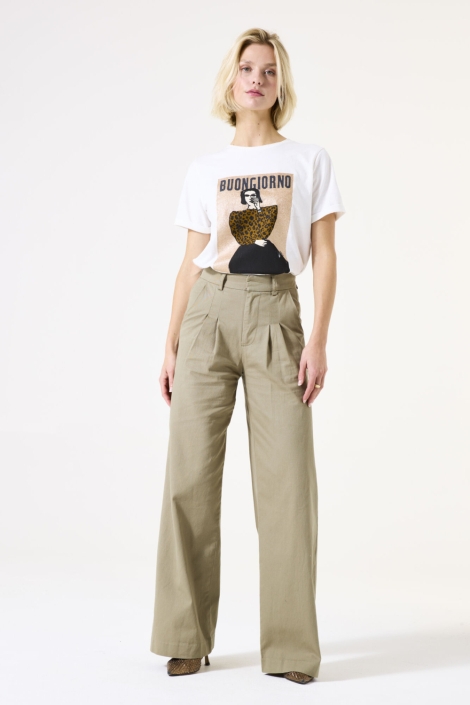 Garcia ecru dames t-shirt | Model