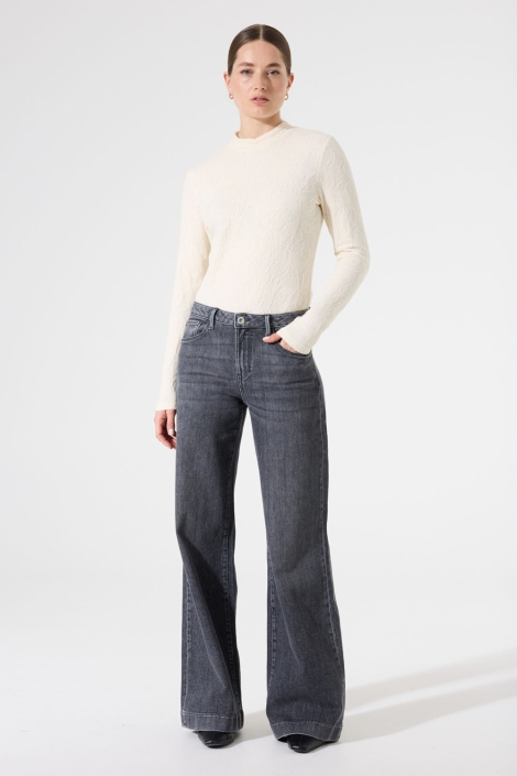 Garcia ecru dames t-shirt | Model