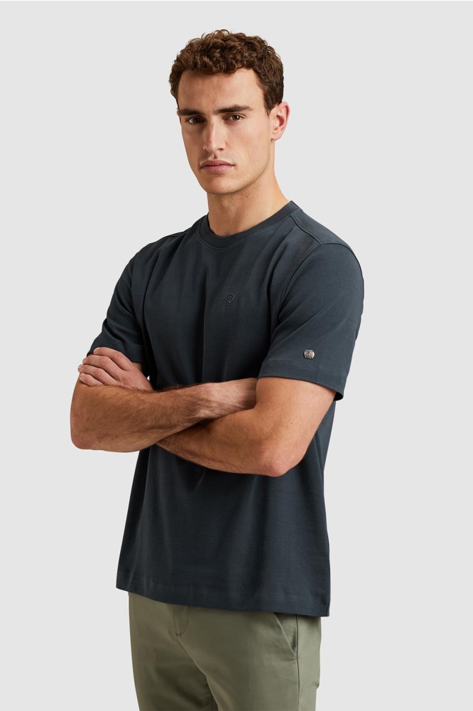 Cast Iron blauwe heren t-shirt | Model zijaanzicht