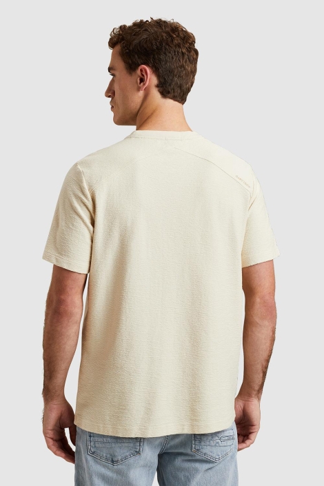 Cast Iron ecru heren t-shirt | Model achteraanzicht