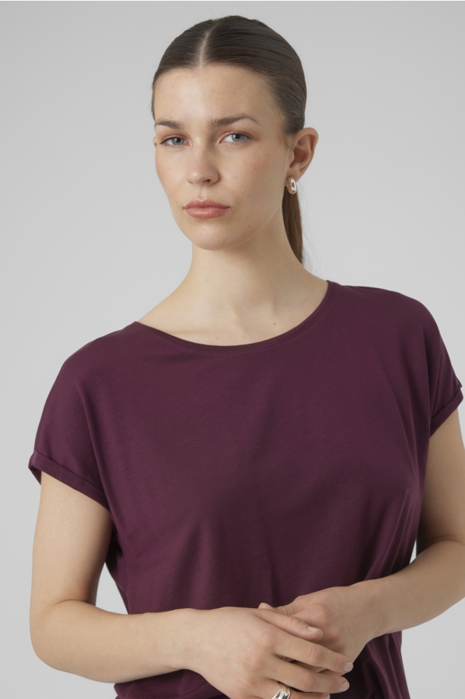 Vero Moda bordeaux dames t-shirt | Close up