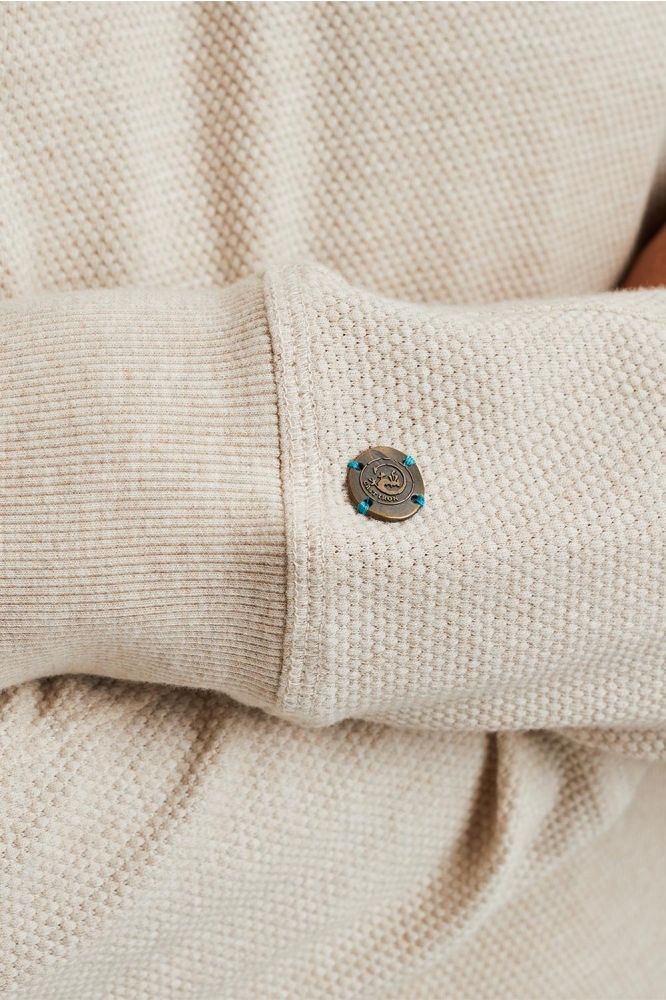 Cast Iron beige heren t-shirt | Close up