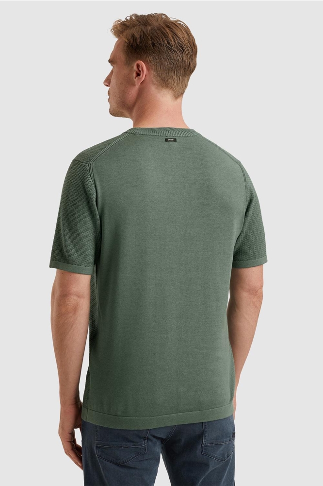 Vanguard groene heren t-shirt | Model achteraanzicht