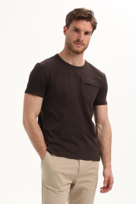 Gabbiano bruine heren t-shirt | Model vooraanzicht