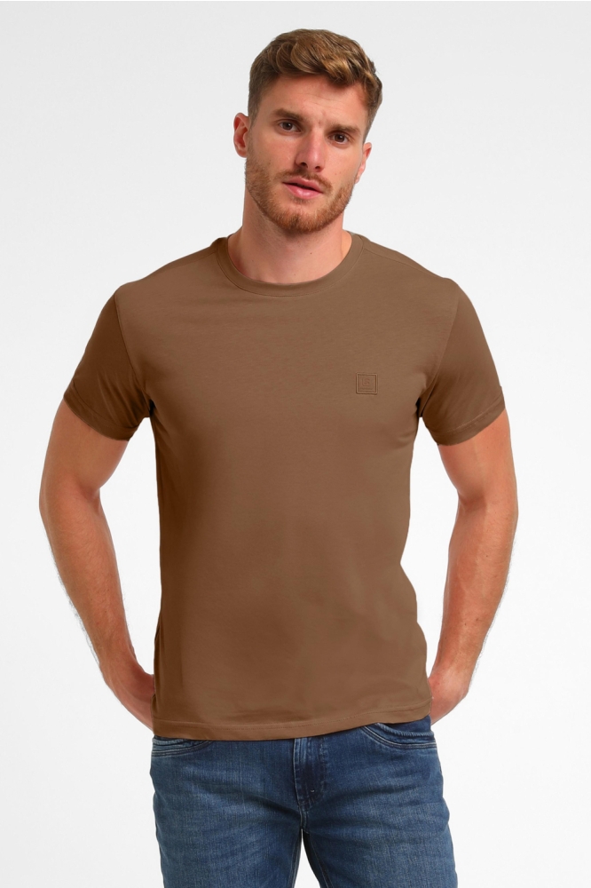 Gabbiano oranje heren t-shirt | Model vooraanzicht