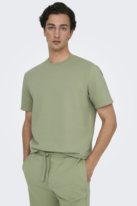 Only & Sons groene heren t-shirt | Model
