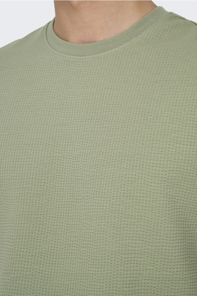 Only & Sons groene heren t-shirt | Close up