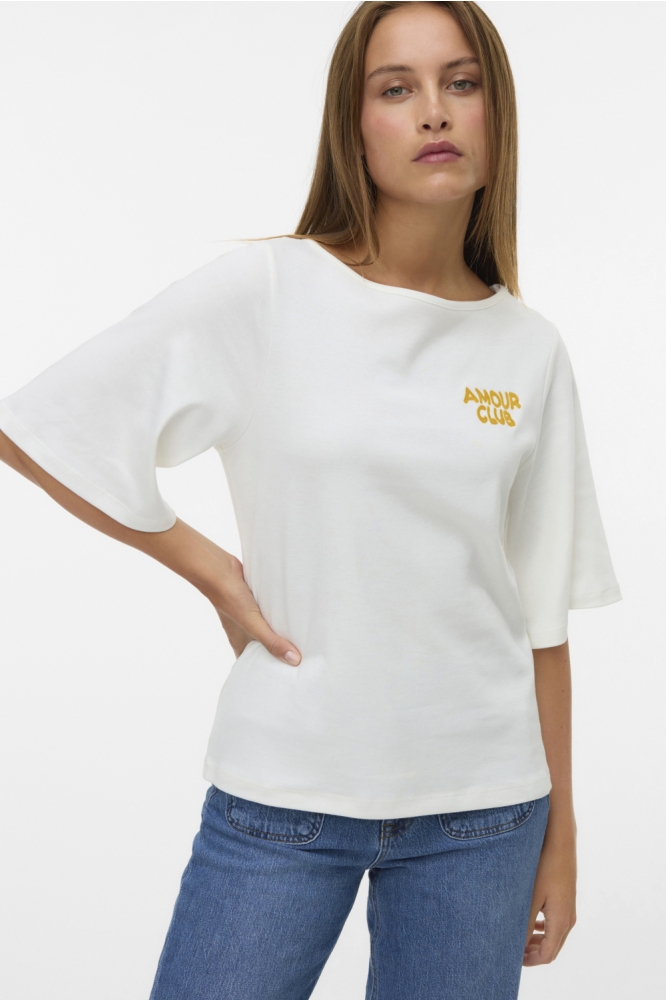 Vero Moda witte dames t-shirt | Model vooraanzicht