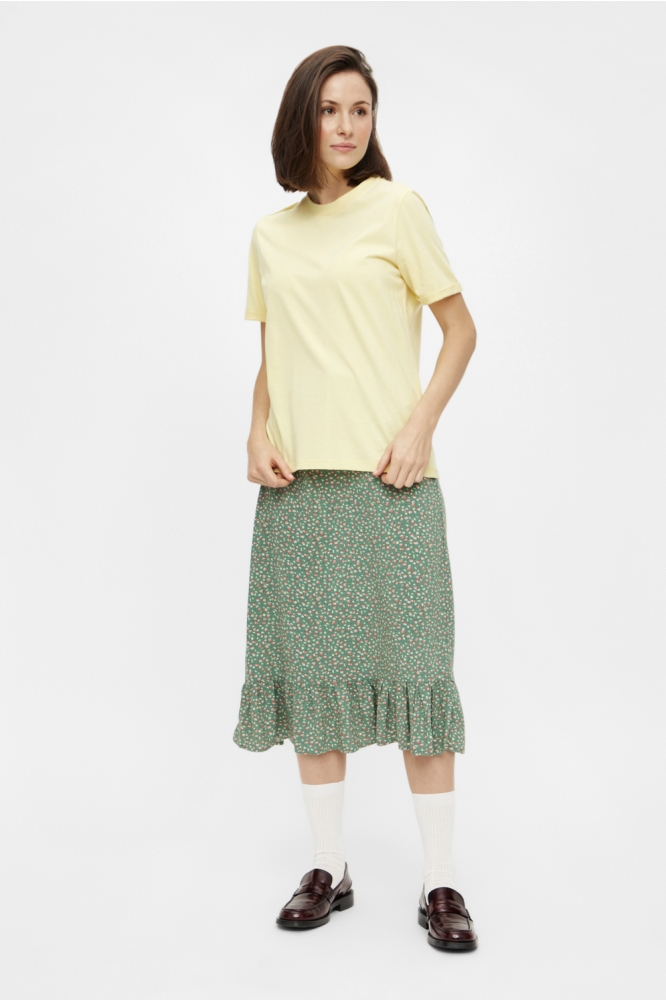 Pieces gele dames t-shirt | Model