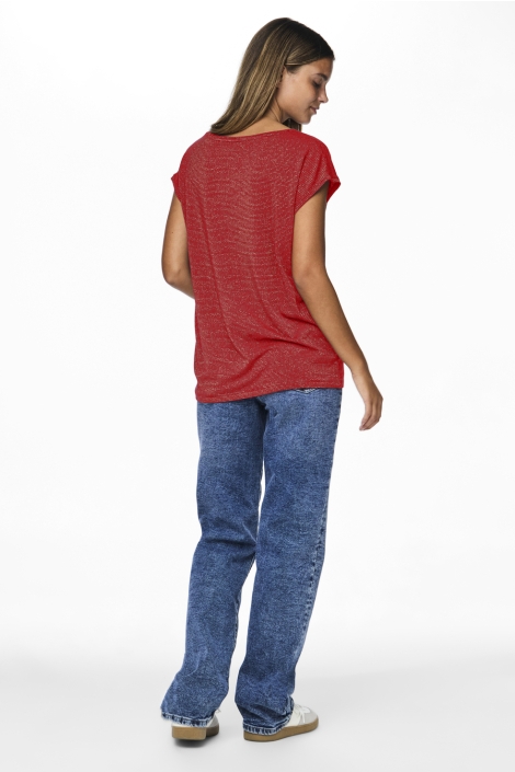 Pieces rode dames t-shirt | Model