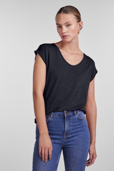 Pieces blauwe dames t-shirt | Model vooraanzicht