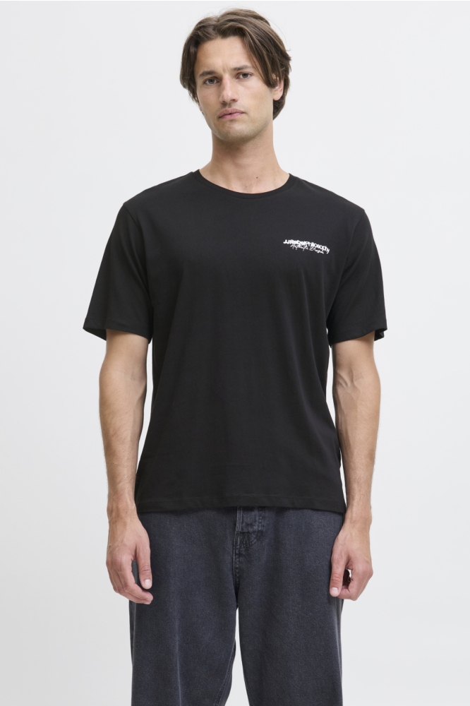 JJ Rebel zwarte heren t-shirt | Model vooraanzicht