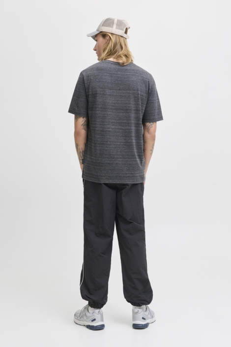 Jack & Jones zwarte heren t-shirt | Model