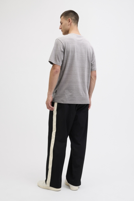 Jack & Jones grijze heren t-shirt | Model