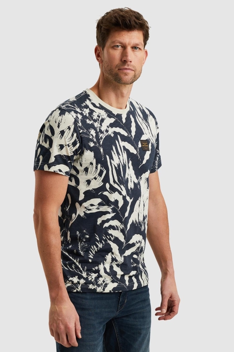 PME legend beige heren t-shirt | Model zijaanzicht