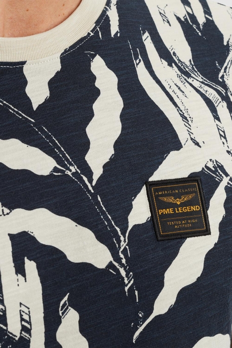 PME legend beige heren t-shirt | Close up