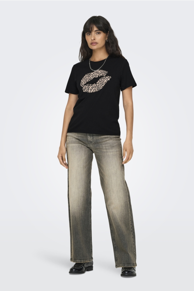 Only zwarte dames t-shirt | Model