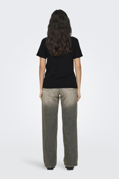 Only zwarte dames t-shirt | Model