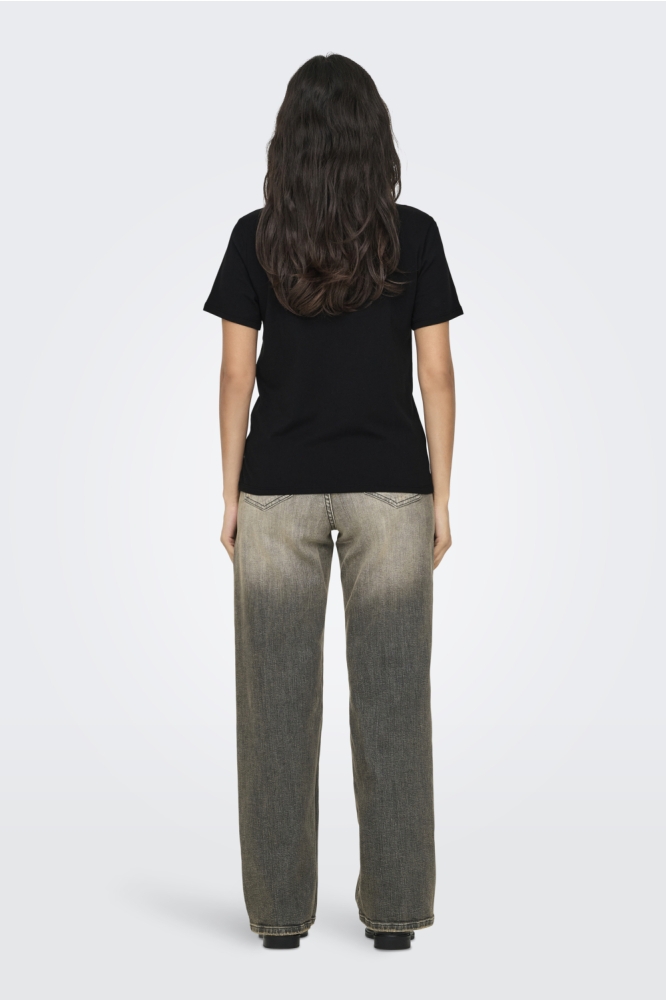 Only zwarte dames t-shirt | Model