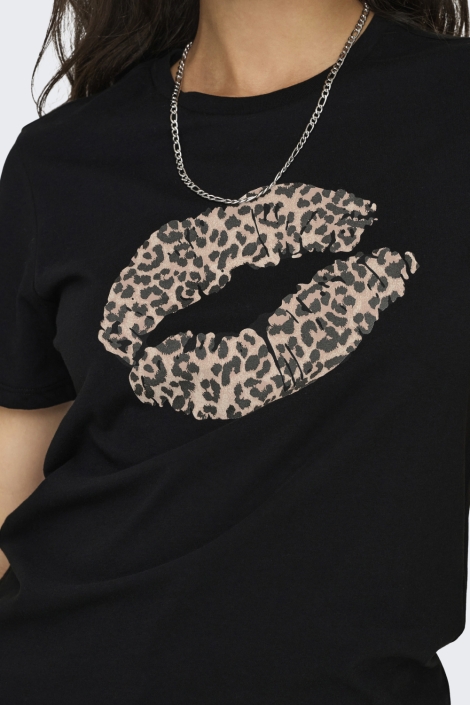 Only zwarte dames t-shirt | Close up