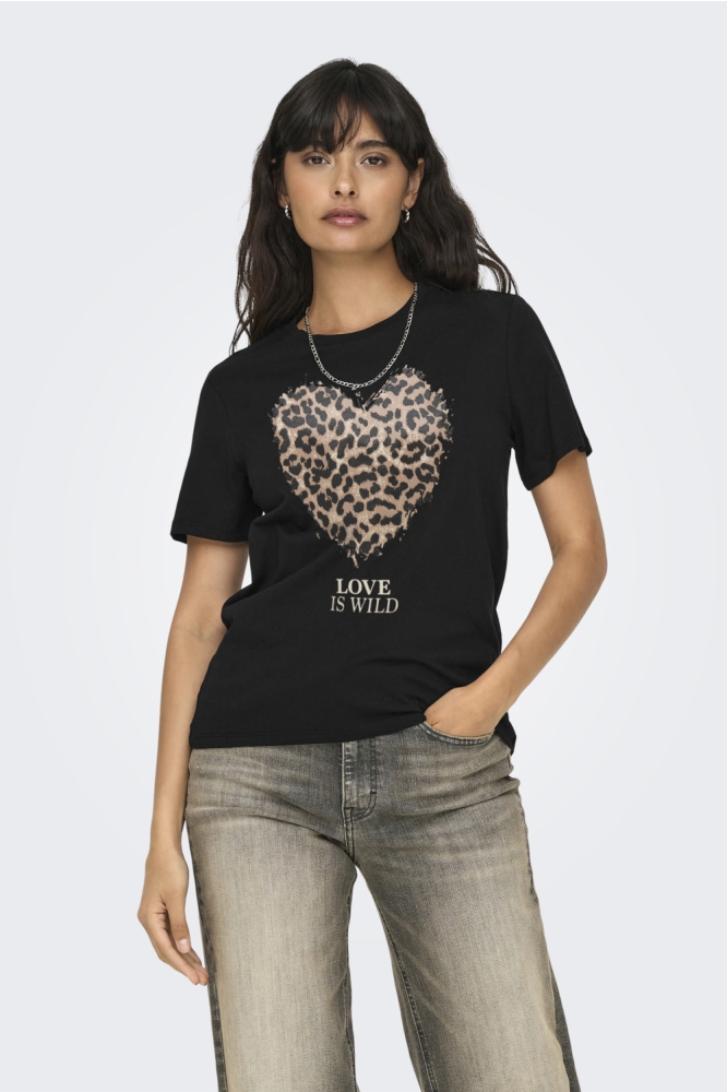 Only zwarte dames t-shirt | Model vooraanzicht