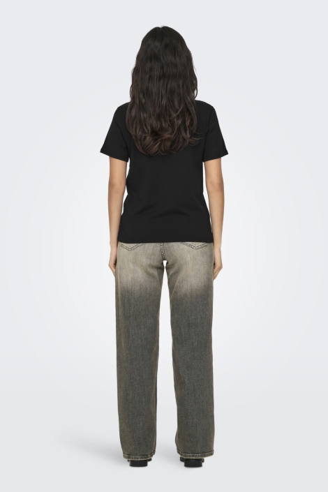 Only zwarte dames t-shirt | Model