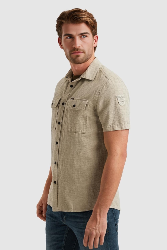 PME legend beige heren overhemd | Model zijaanzicht