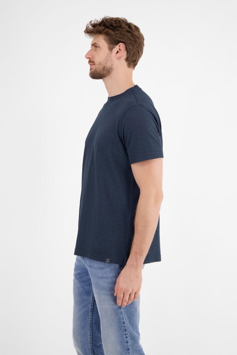 Lerros blauwe heren t-shirt | Model zijaanzicht