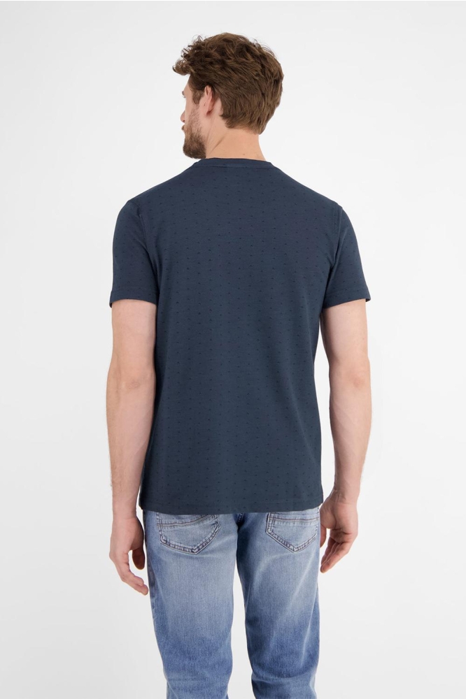 Lerros blauwe heren t-shirt | Model achteraanzicht