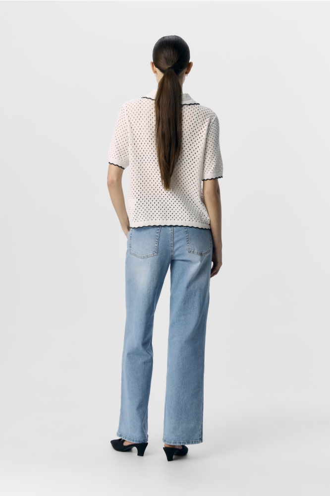 Object witte dames vest | Model achteraanzicht