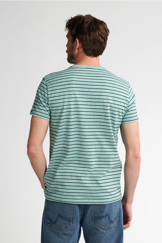 Petrol Industries groene heren t-shirt | Model achteraanzicht