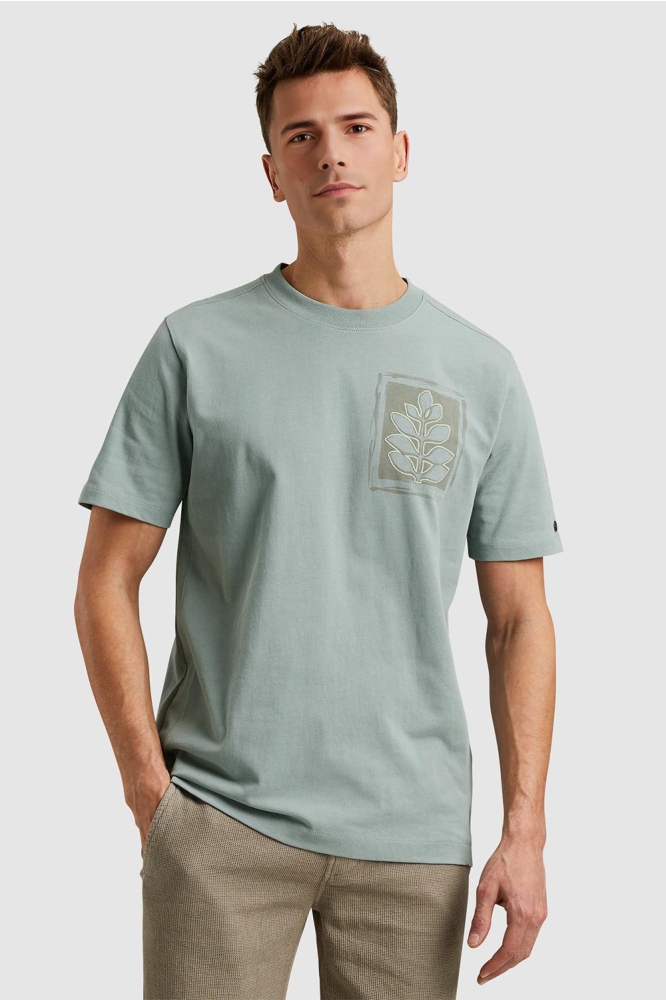 Cast Iron groene heren t-shirt | Model vooraanzicht