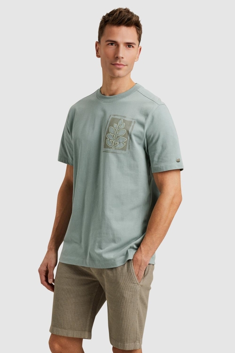 Cast Iron groene heren t-shirt | Model zijaanzicht