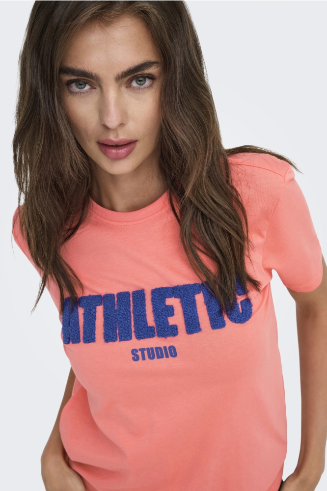 Only oranje dames t-shirt | Close up