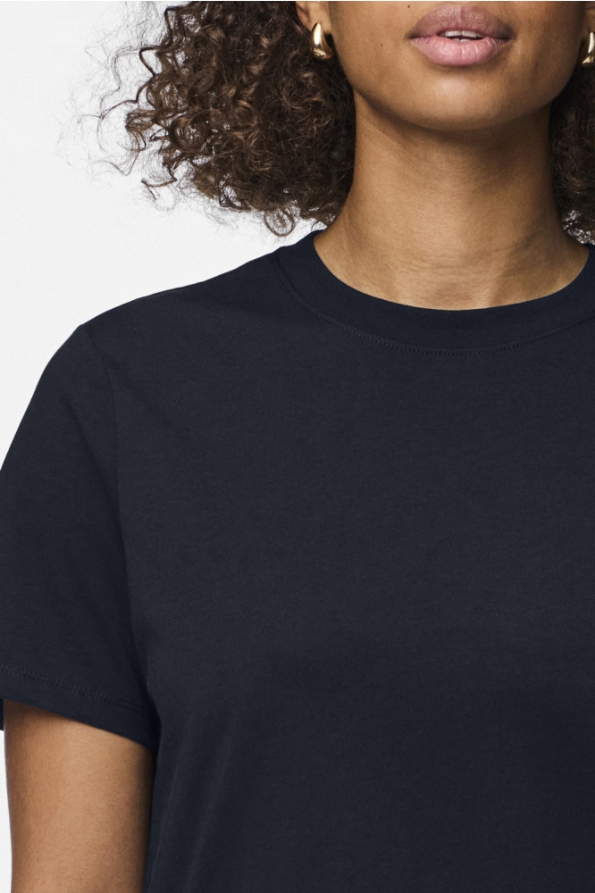 Pieces blauwe dames t-shirt | Close up