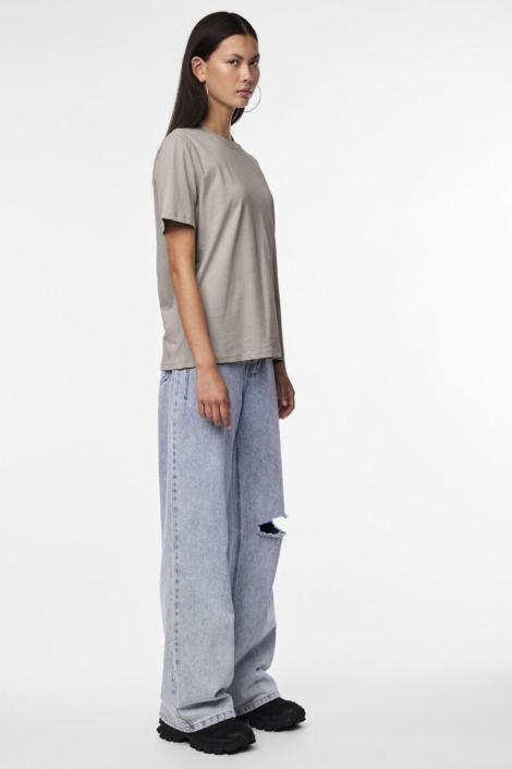 Pieces beige dames t-shirt | Model