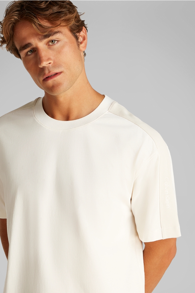 Calvin Klein beige heren t-shirt | Close up