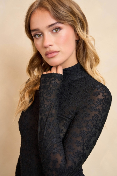 Lofty Manner zwarte dames t-shirt | Close up