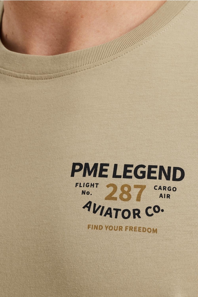 PME legend beige heren t-shirt | Close up