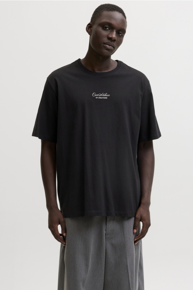 Jack & Jones zwarte heren t-shirt | Model vooraanzicht