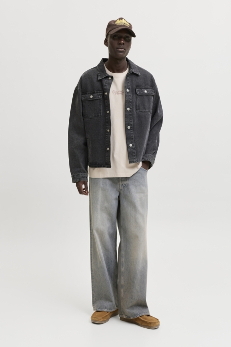 Jack & Jones beige heren t-shirt | Sfeerbeeld, In situatie