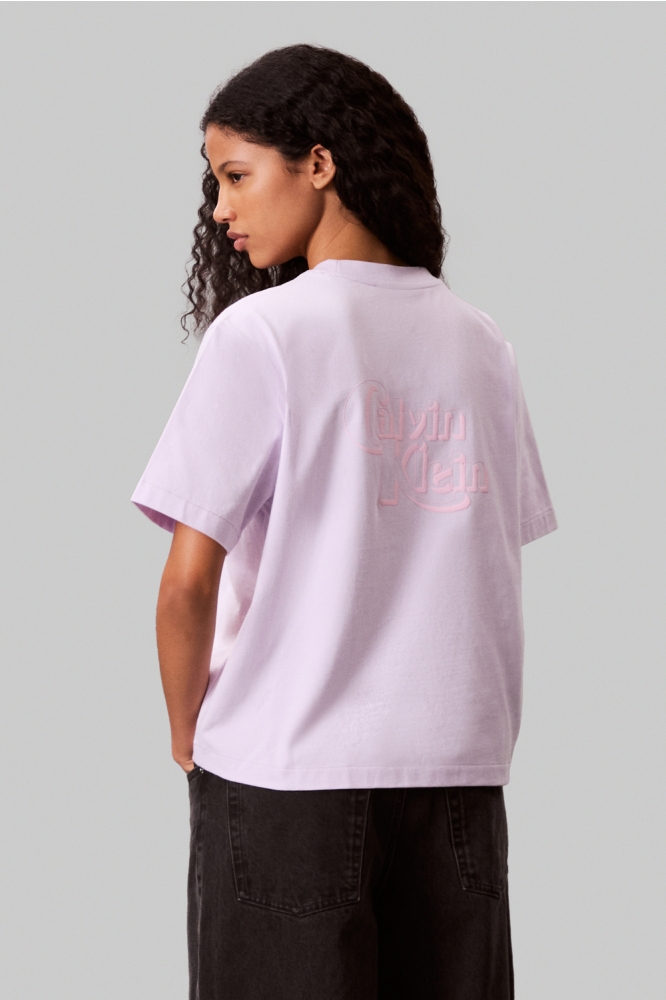 Calvin Klein roze dames t-shirt | Model achteraanzicht