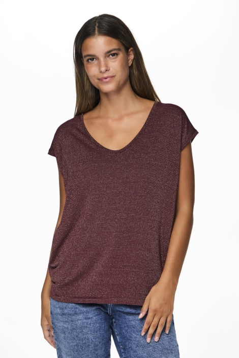 Pieces bordeaux dames t-shirt | Model vooraanzicht