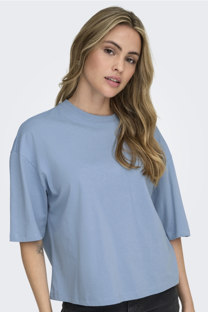 Only blauwe dames t-shirt | Model vooraanzicht