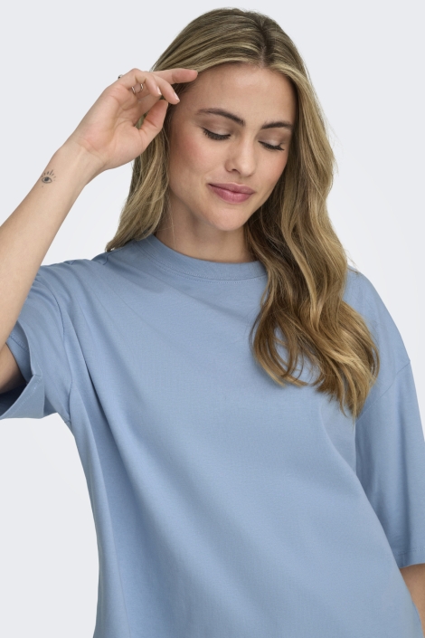 Only blauwe dames t-shirt | Sfeerbeeld, In situatie