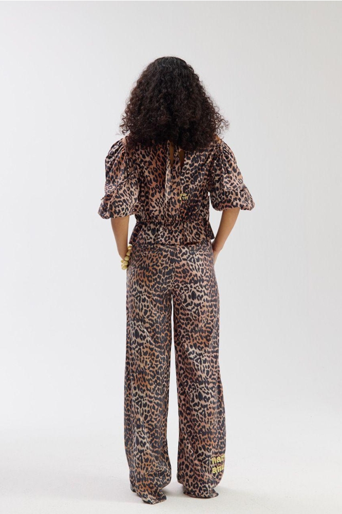 Harper & Yve camel dames blouse | Model