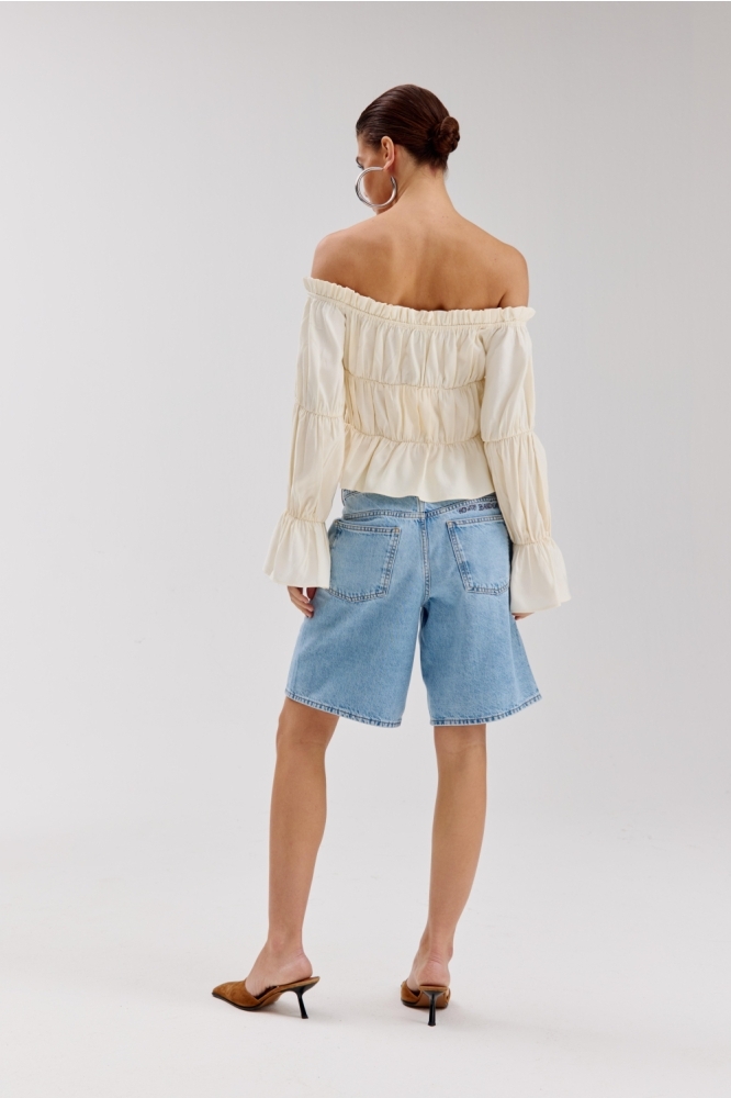 Harper & Yve ecru dames top | Model